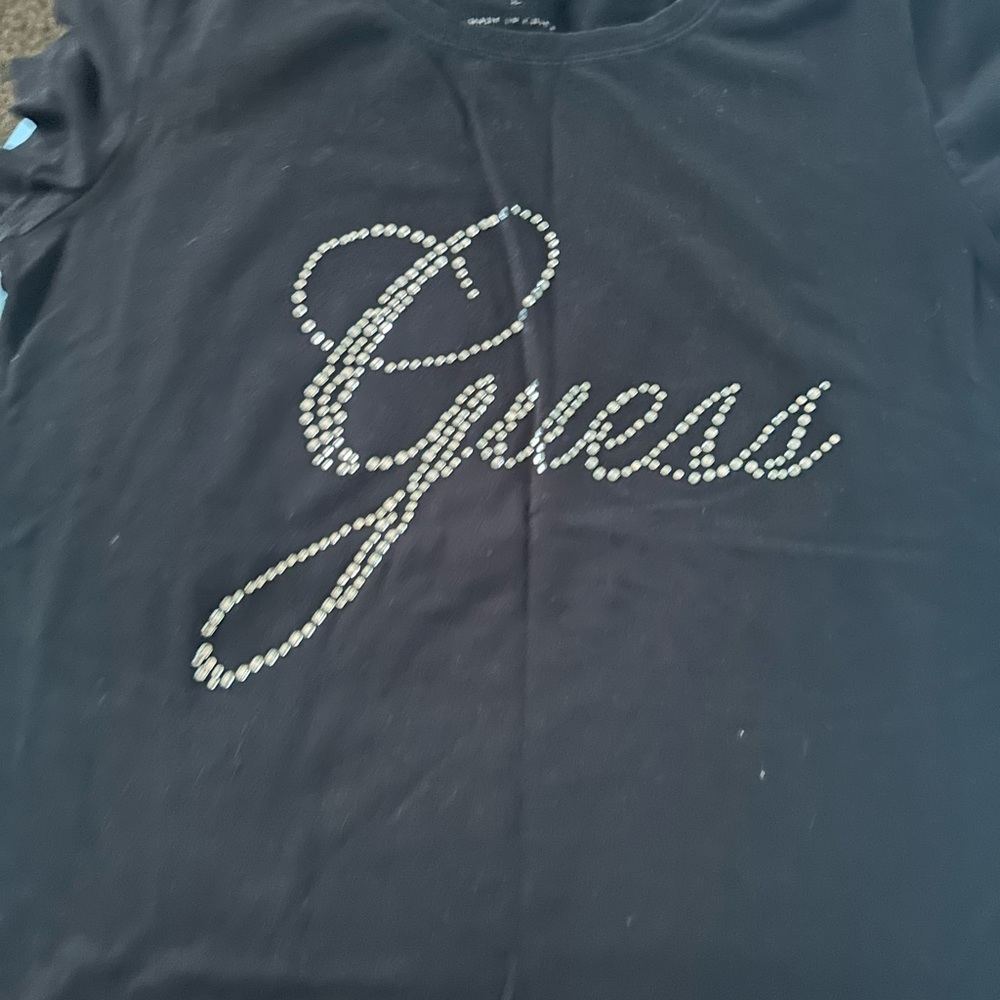 Guess Shirts - Picture 4 of 5